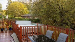Balcony - Thirlmere View (Windermere)