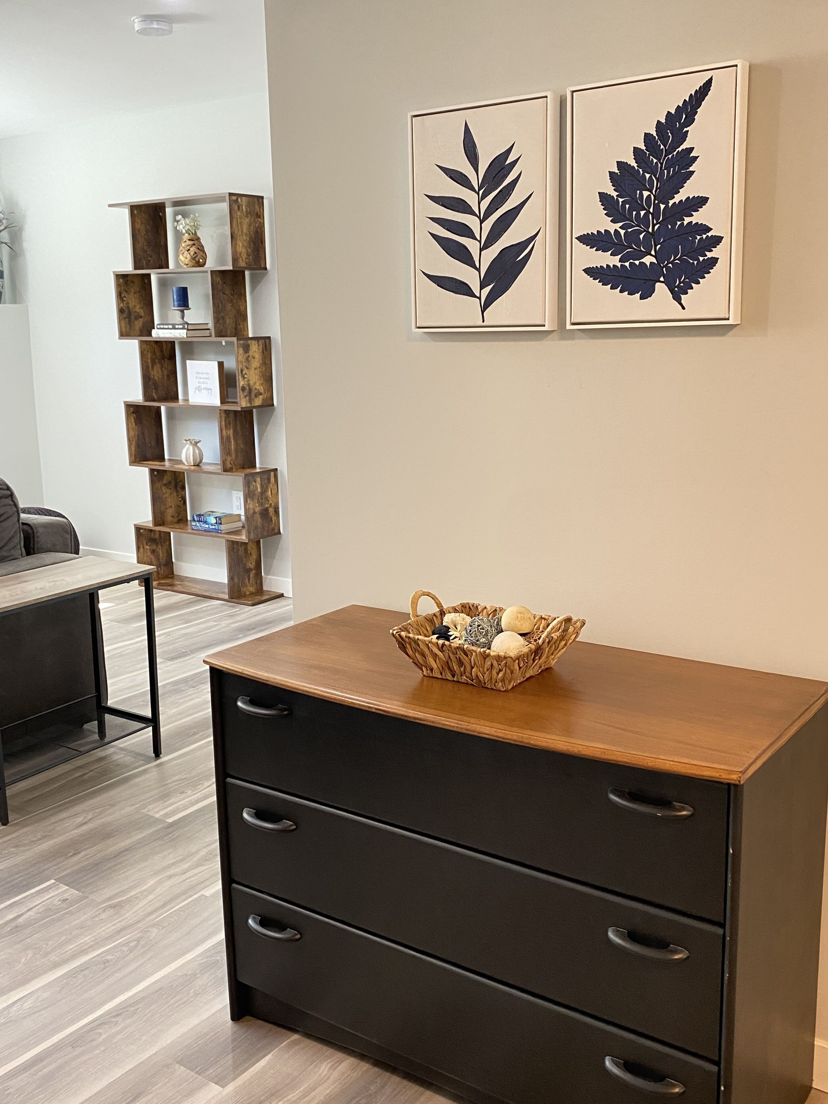 Modern & cozy Okanagan nature retreat with king suite and full kitchen