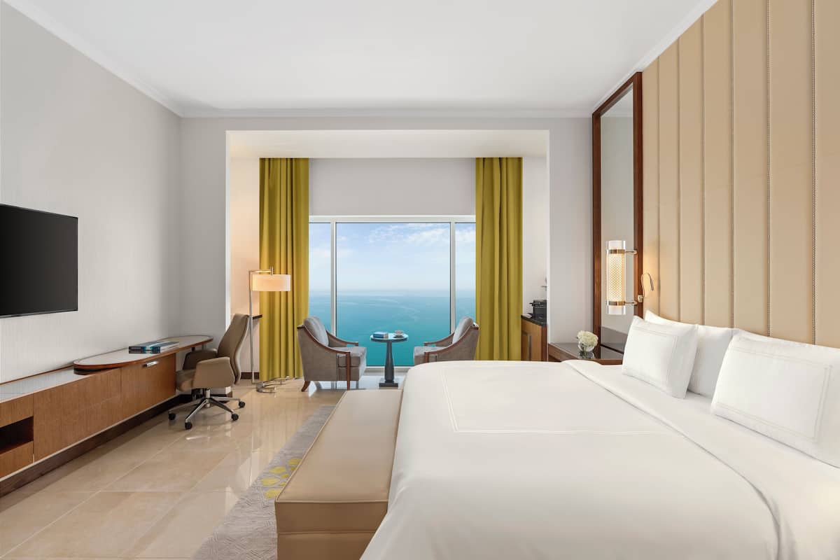 Deluxe Room, 1 King Bed, Sea View | Beach/ocean view