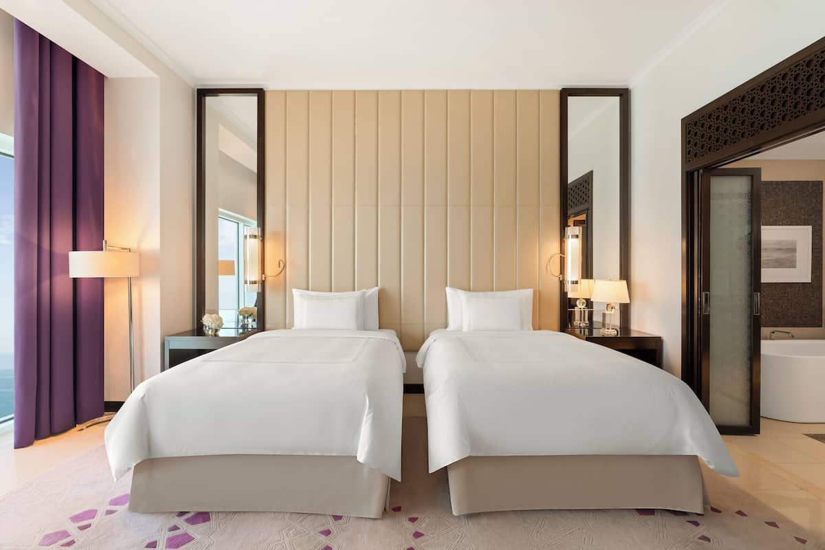 Deluxe Room, Sea View (Twin Bed) | Premium bedding, minibar, in-room safe, individually furnished