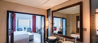 Rixos Marina Abu Dhabi