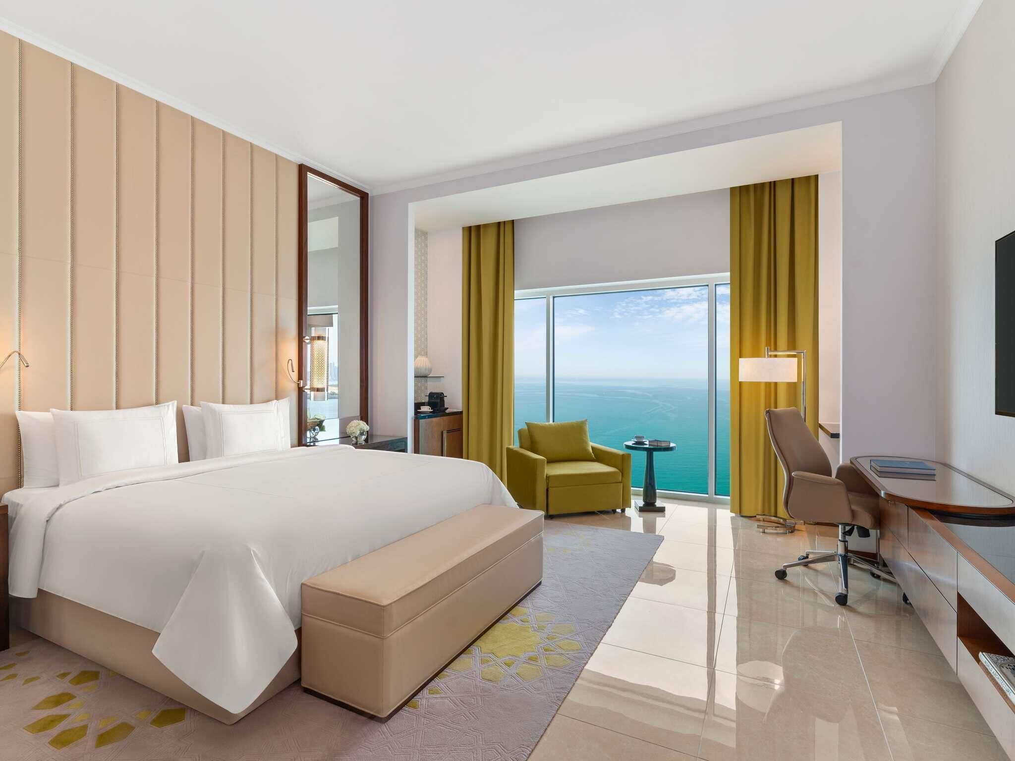 Premium bedding, minibar, in-room safe, desk