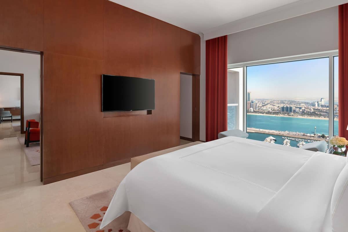 Premium Suite, 2 Bedrooms | Premium bedding, minibar, in-room safe, individually furnished