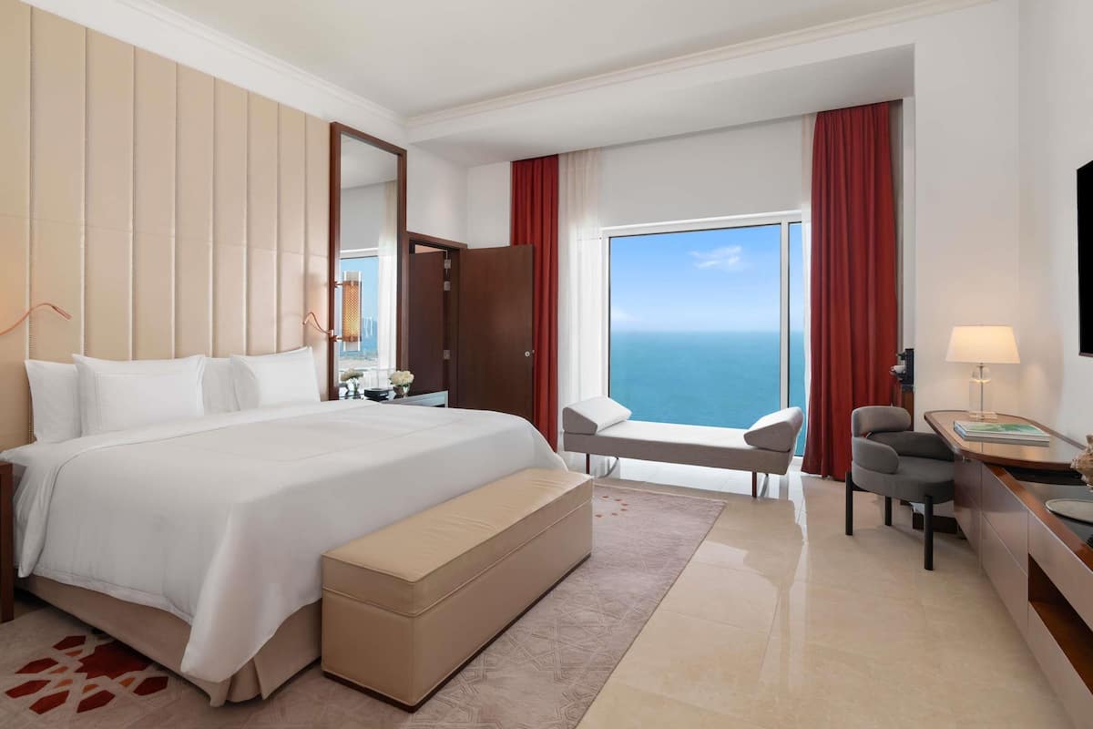 Premium bedding, minibar, in-room safe, desk