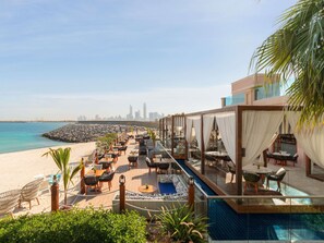 5 bars/lounges, beach bar - Rixos Marina Abu Dhabi (Abu Dhabi)