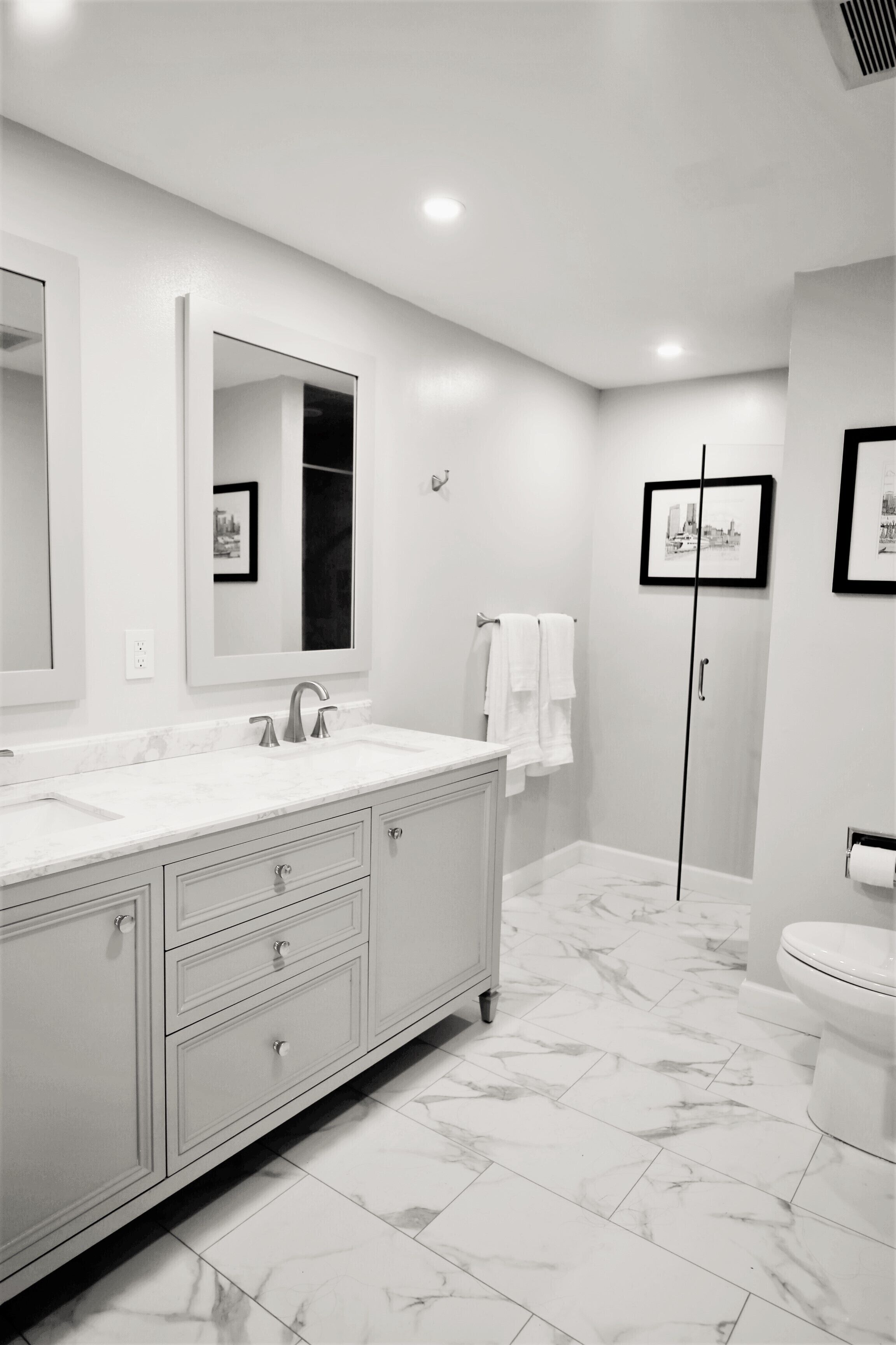 Lake View New Guest Suite  in Golf Course w/ King Bed