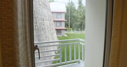 Humming Bird Resort and Executive Suites