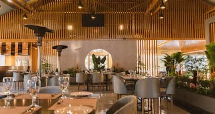 Humming Bird Resort and Executive Suites