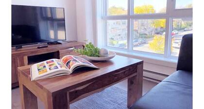 ★Amazing*2 BRs with King & Queen*1G WIFI*parking★