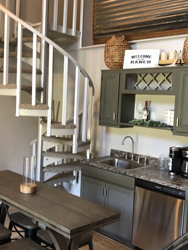 Interior - NEW! Beautifully remodeled Retreat w/pools Rocky Mountain National Park (Granby)