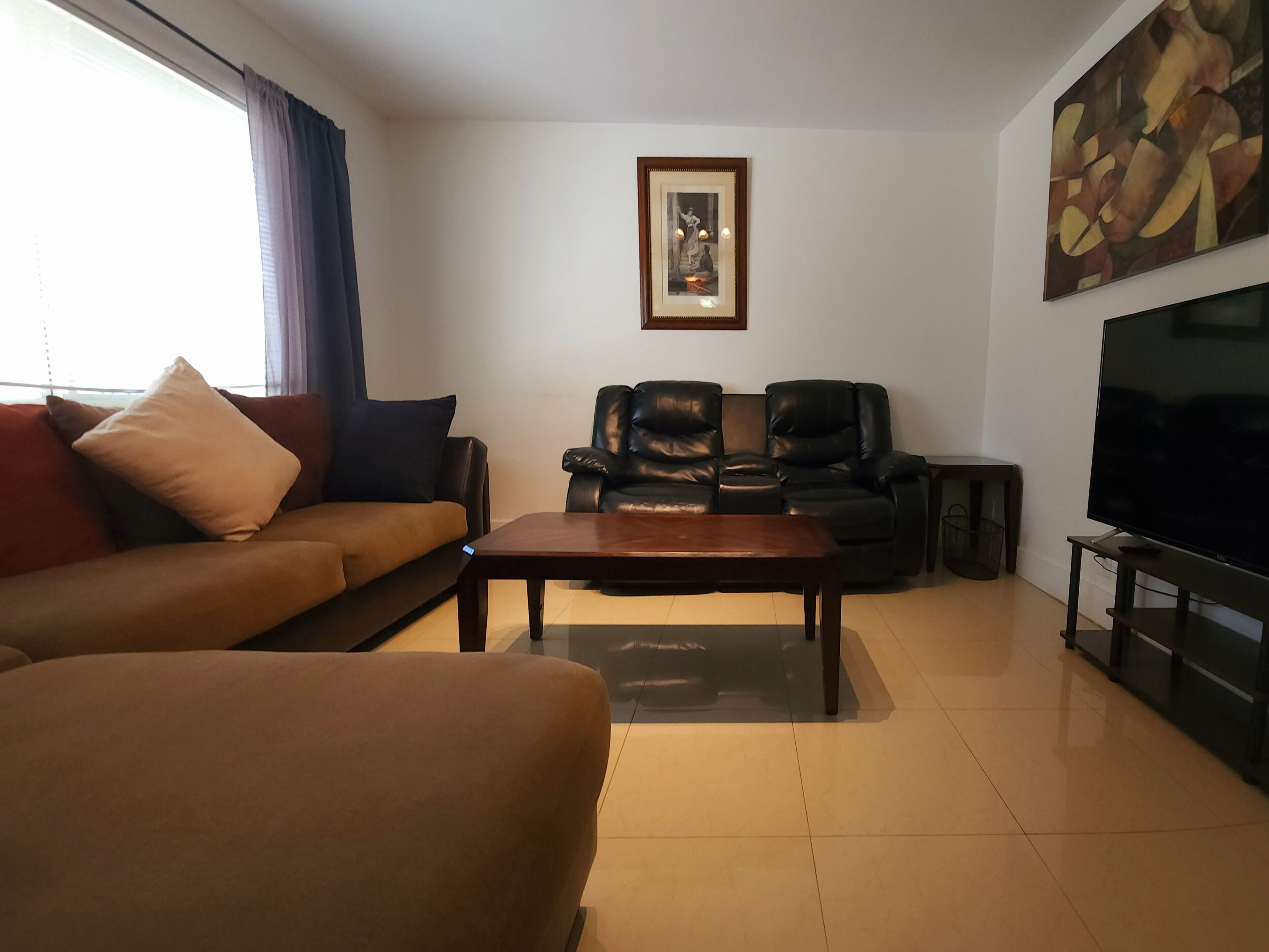 Endless Summer Rental 3 Bedroom 2 Bath - Entire Apartment