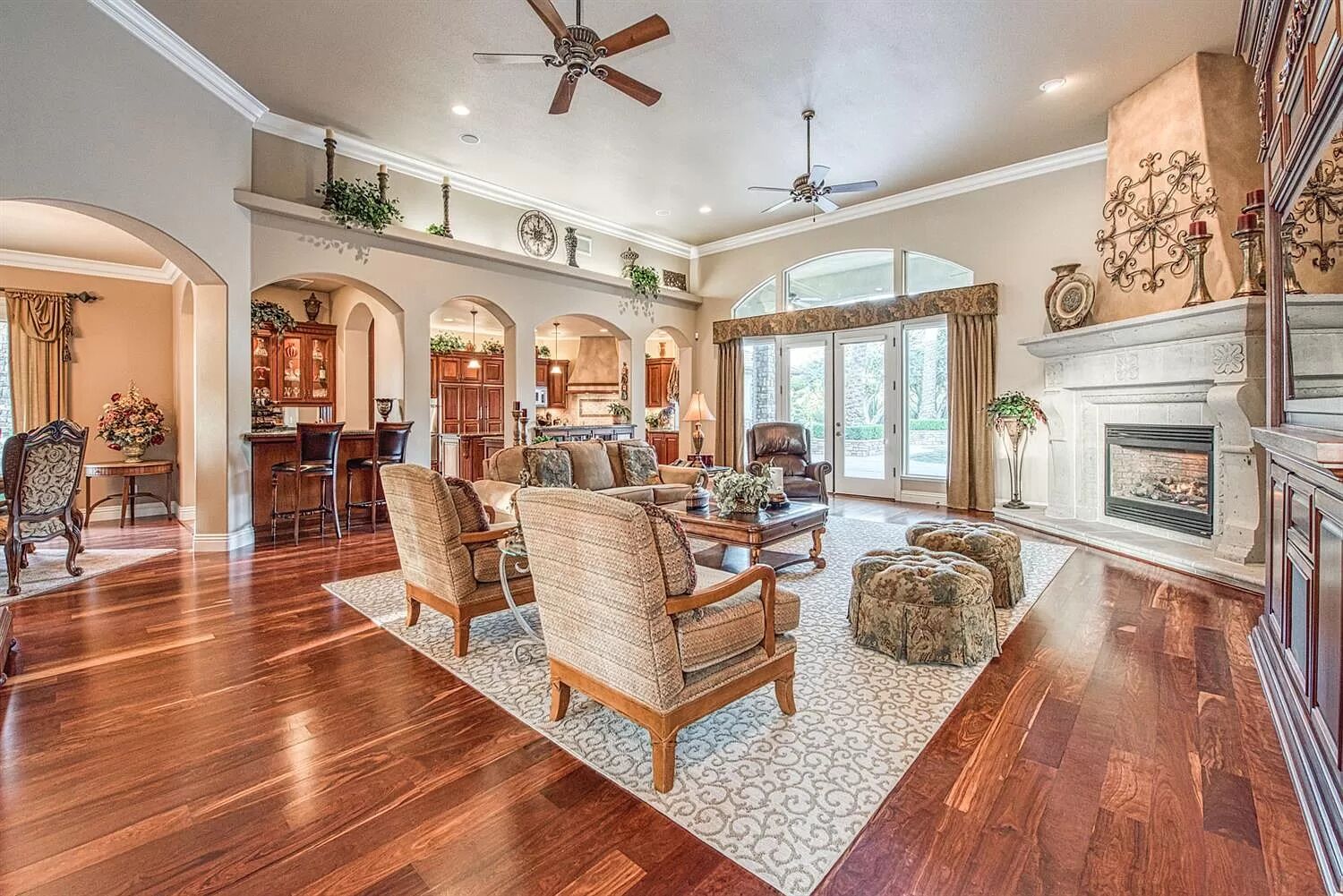 Large Countryside Villa in Central California