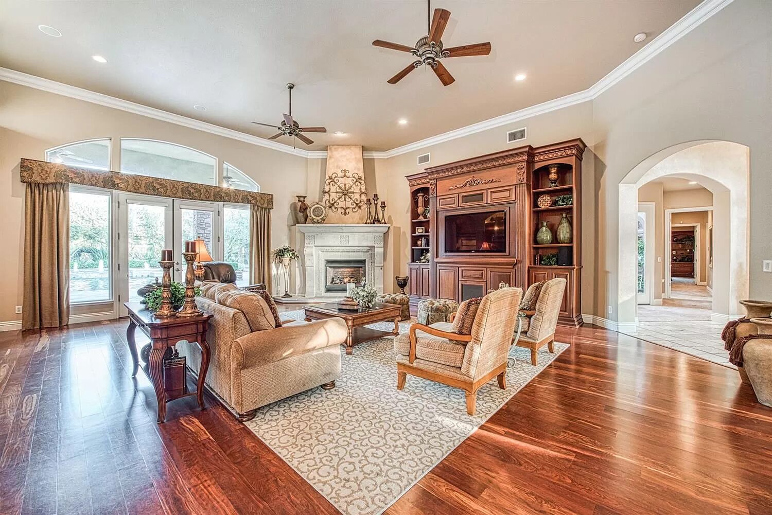 Large Countryside Villa in Central California