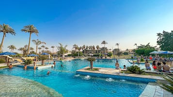 15 outdoor pools