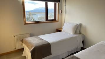 Standard Twin Room | Free WiFi, bed sheets