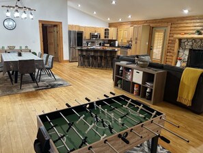 Spielezimmer