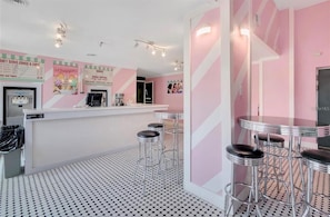 Snack bar