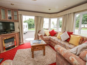 Living room - 1 Old Orchard (Much Wenlock)