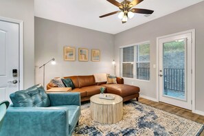 Smart TV, tavolo da calcetto