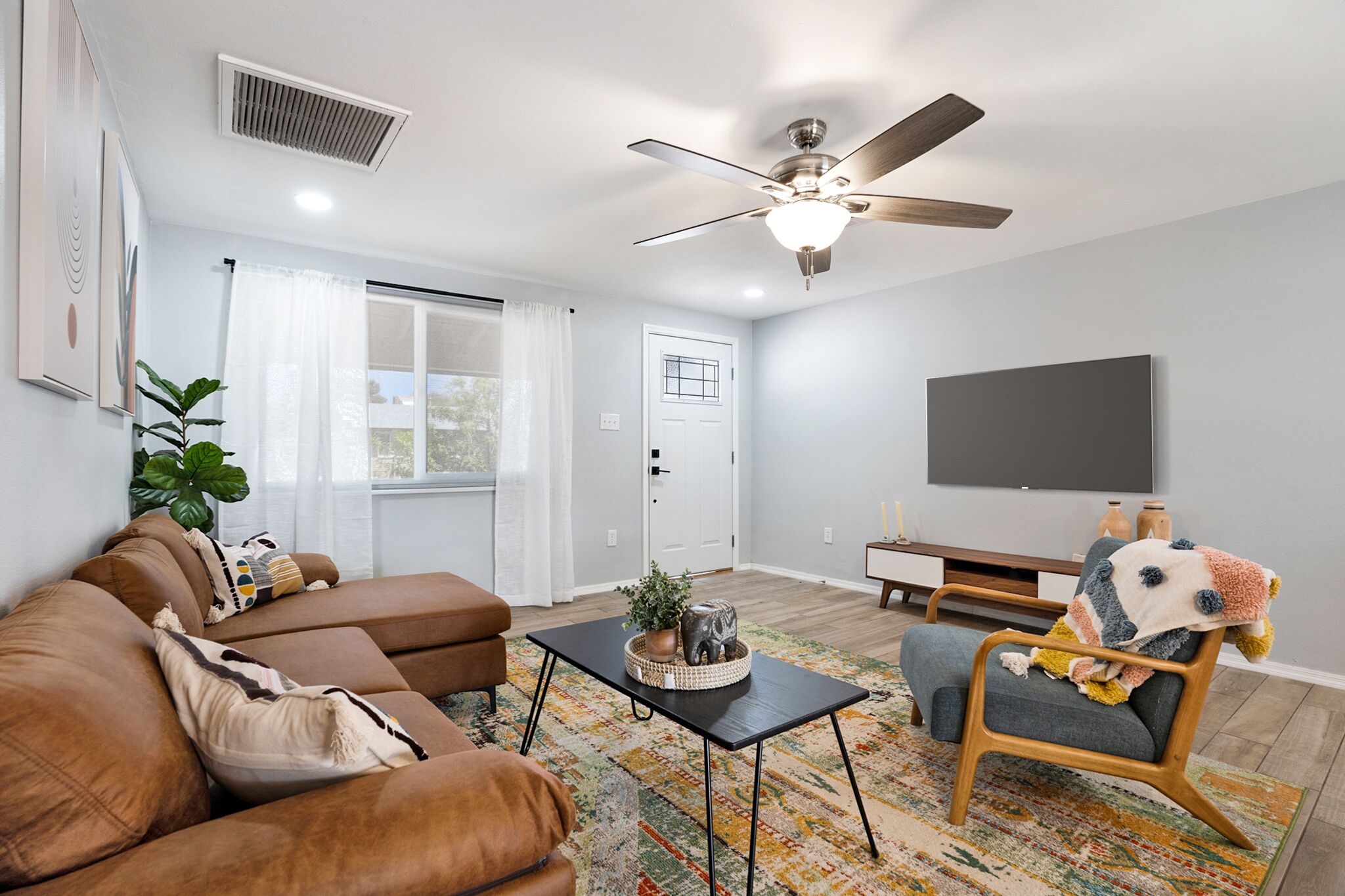 Relax in a Scottsdale getaway with a Game Room