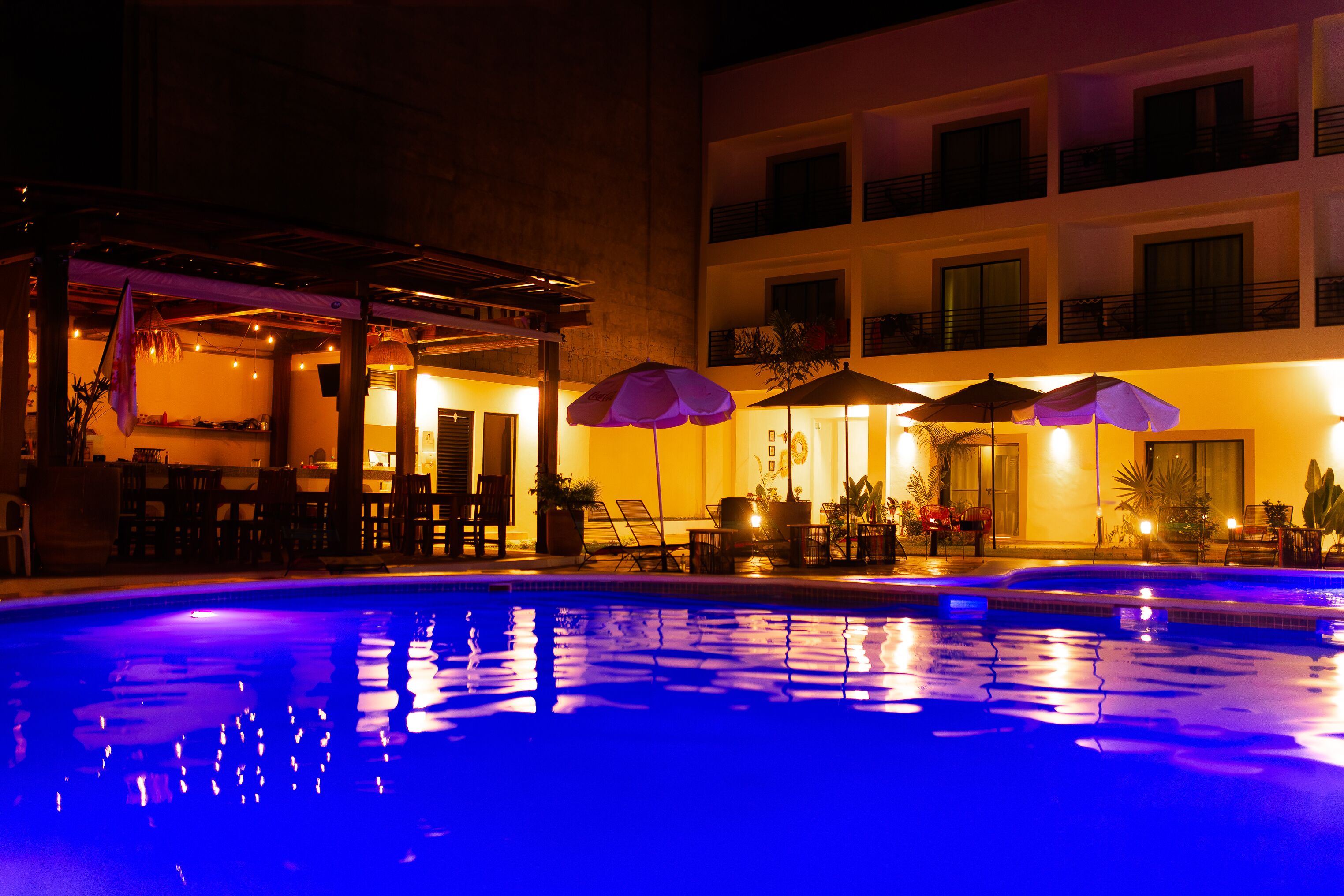 المنشأة من الخارج