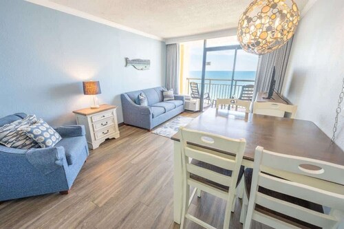 New at Caravelle Resort - Pools - Honeymoon Suite!