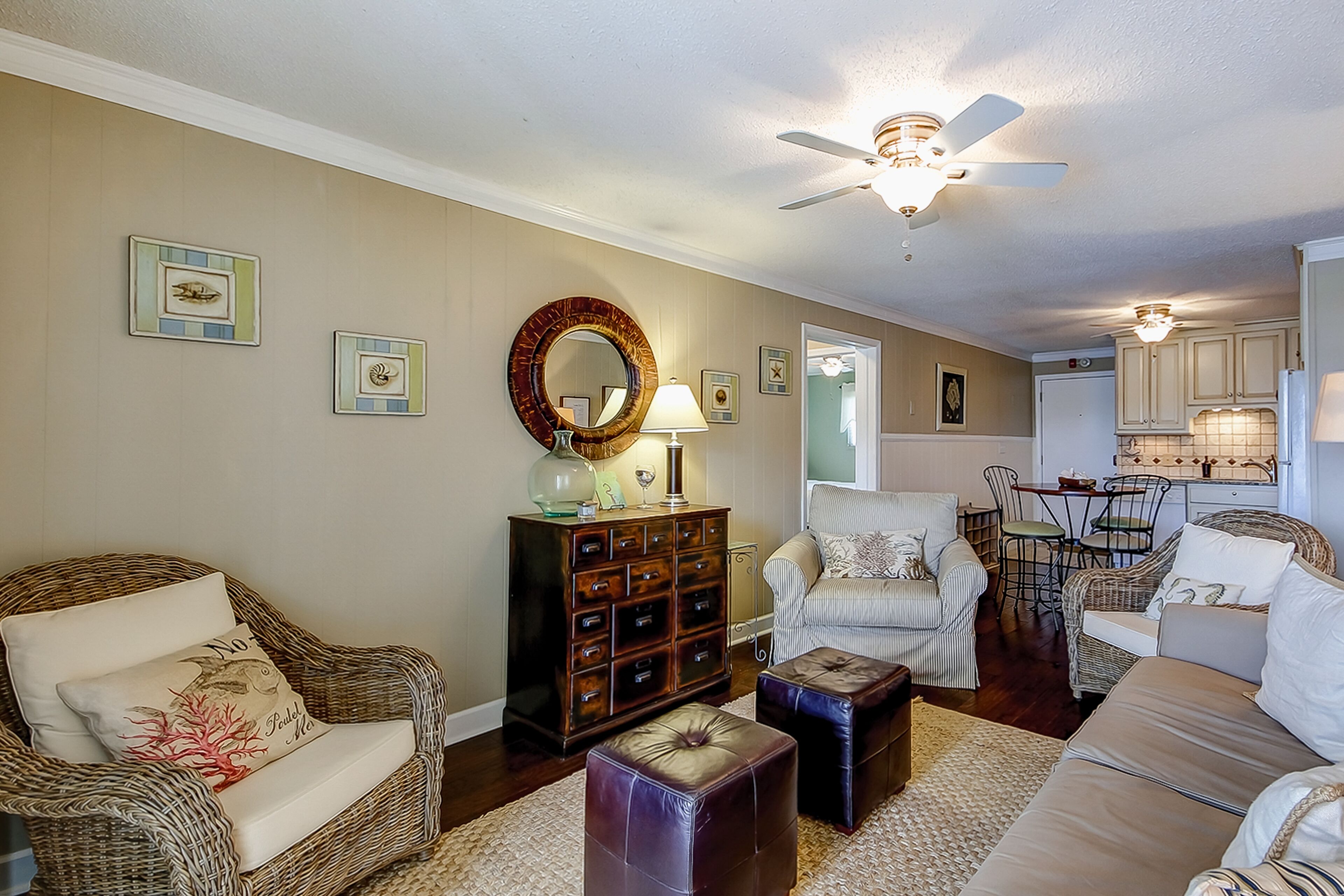 Lakefront condo with balcony, pool & sunset views - 2 blocks to the beach