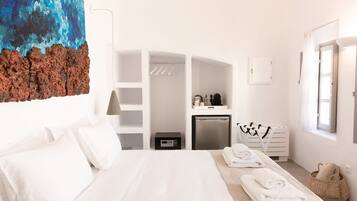 Rom – deluxe, spabadekar | Wi-fi (inkludert) og sengetøy