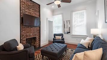 Televisión y oficina