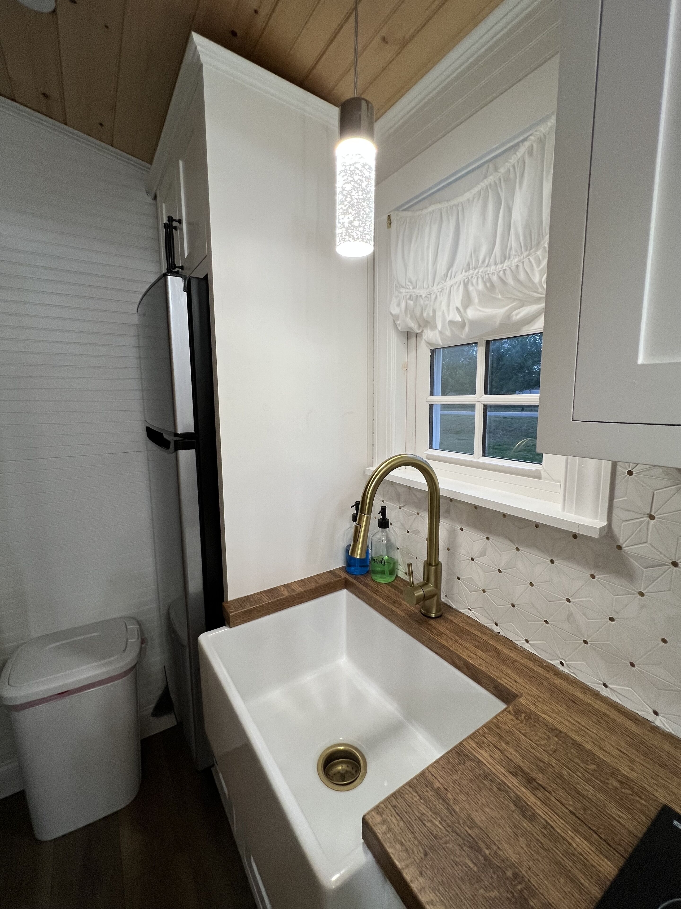 Humble Tiny Shack is located just 5 minutes from Lake Hartwell.