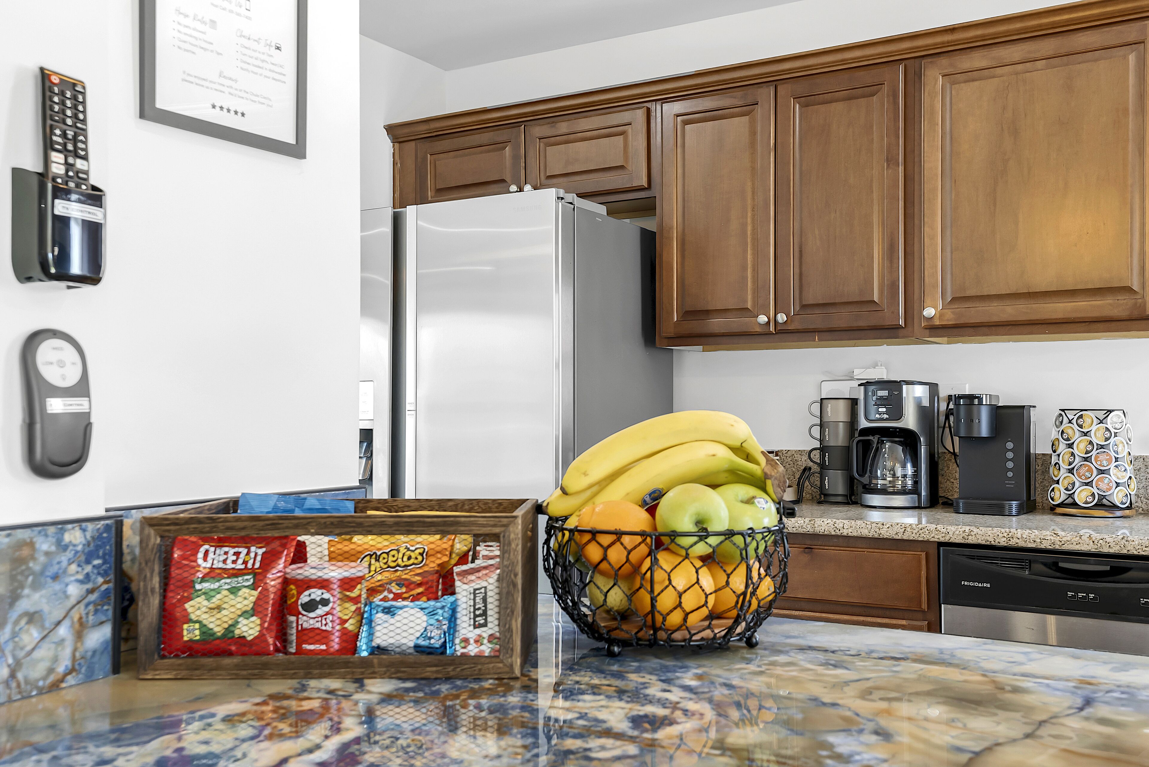 Yellow Door Casita SD 3 bdrm2bth 10min to Downtown San Diego 5min to Marina/bay