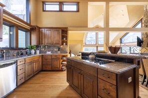 Casa (Multiple Bedrooms) | Interior