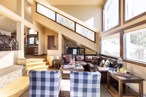 House (Multiple Bedrooms) | Interior - Frontier by Avantstay Incredible Mtn Views & Hot Tub Gorgeous Breckenridge Home Close to Slopes (Breckenridge)