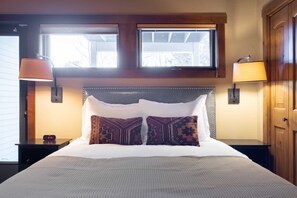 Casa (Multiple Bedrooms) | Interior
