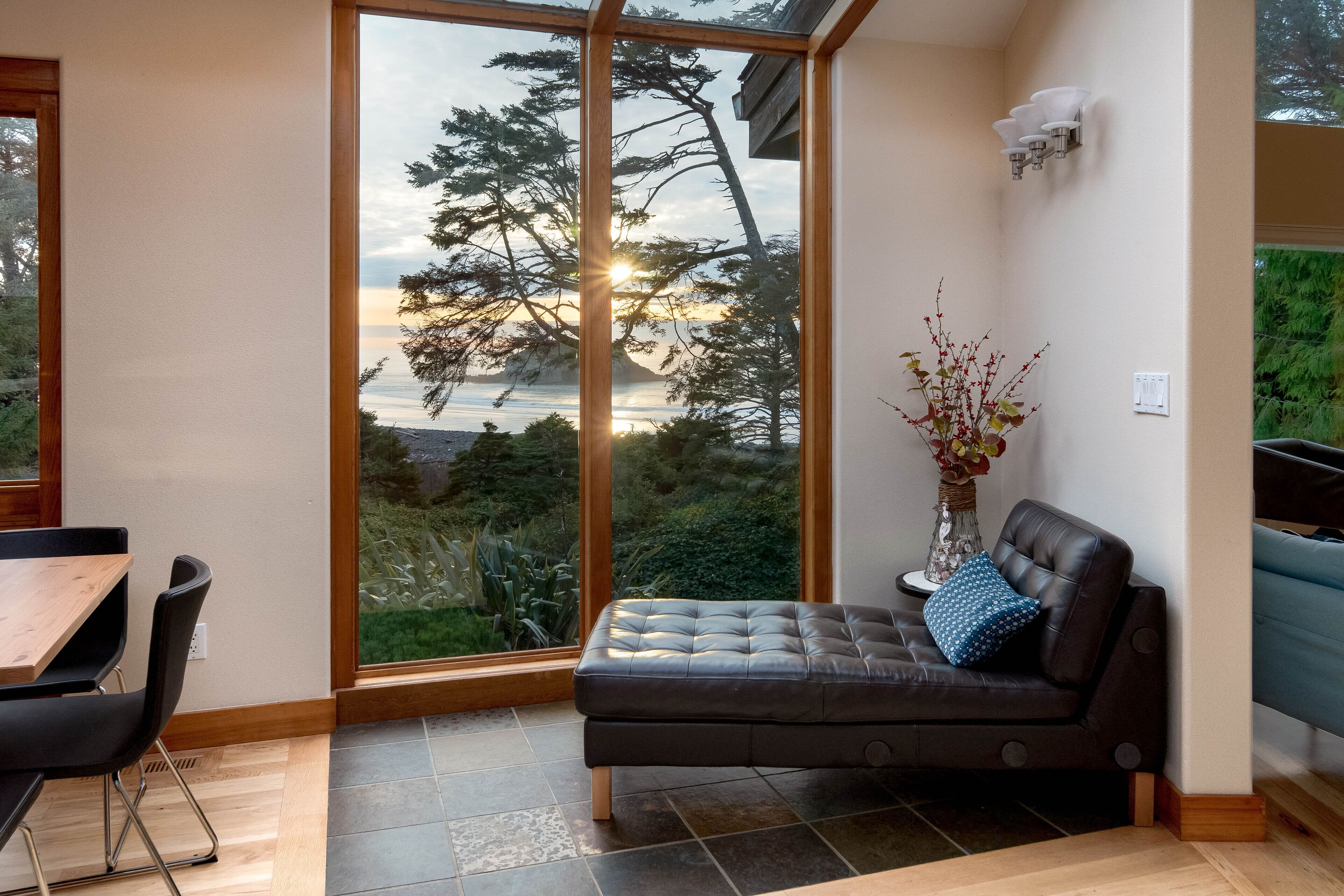 55-inch TV with digital channels, streaming services