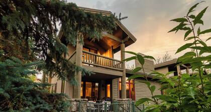 Conifer by Avantstay Secluded Cabin Amongst the Trees w/ Hot Tub