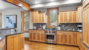 House (5 Bedrooms) | Interior - Conifer by Avantstay Secluded Cabin Amongst the Trees w/ Hot Tub (Park City)