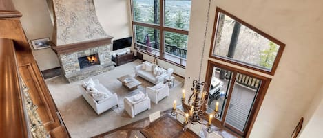 House (6 Bedrooms) | Interior