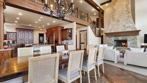 Maison (6 Bedrooms) | Intérieur