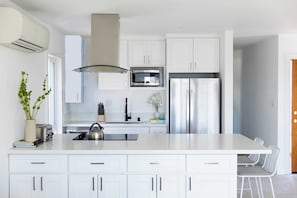 House (Multiple Bedrooms) | Bahagian dalam