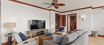 Hale Moana by Avantstay Incredible Hawaii Beach Resort w/ Pool & Hot Tub!