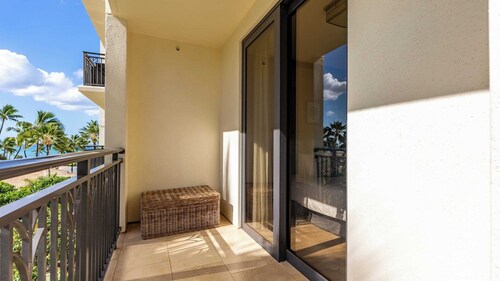 Hale Moana by Avantstay Incredible Hawaii Beach Resort w/ Pool & Hot Tub!