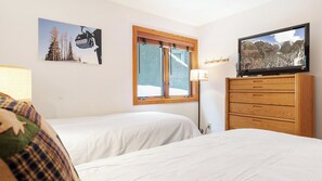 Interior - Riverside Condos D01 by Avantstay Condo Close To Downtown, Town Park & Ski Lift #8 (Telluride)