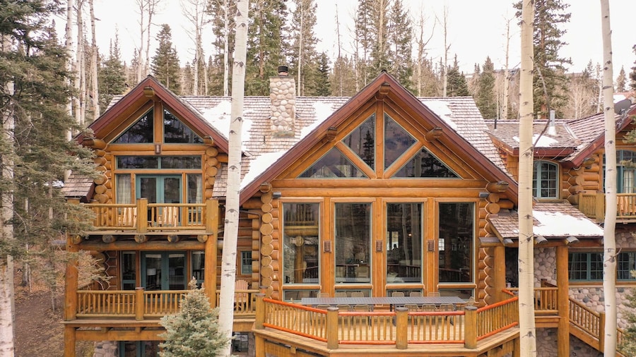 Ute Lodge by Avantstay Cozy Expansive Mountain Home Close to the Slopes!