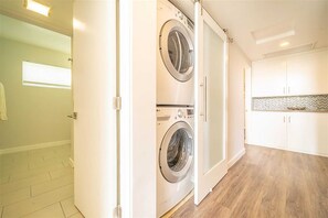 Casa (3 Bedrooms) | Interior