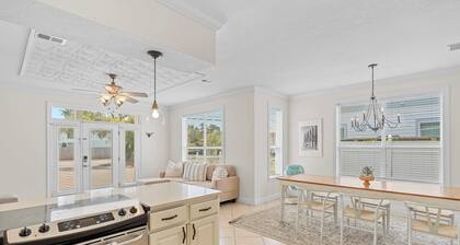 Seacrest by Avantstay 8 BDR Home in Destin w/ Pool!