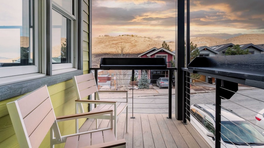 Chartreuse by Avantstay Modern Mountain Cabin in Heart of Park City