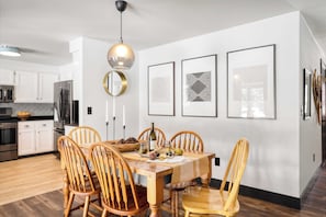 Talo (3 Bedrooms) | Sisätilat