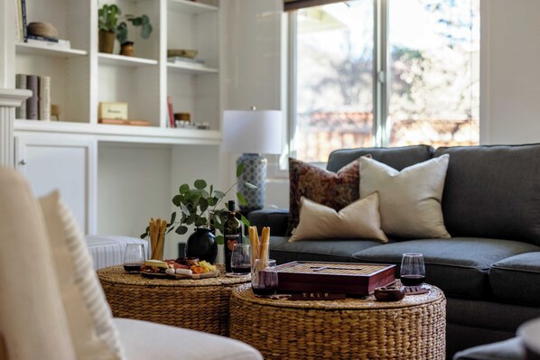 55-inch TV with digital channels, fireplace, streaming services