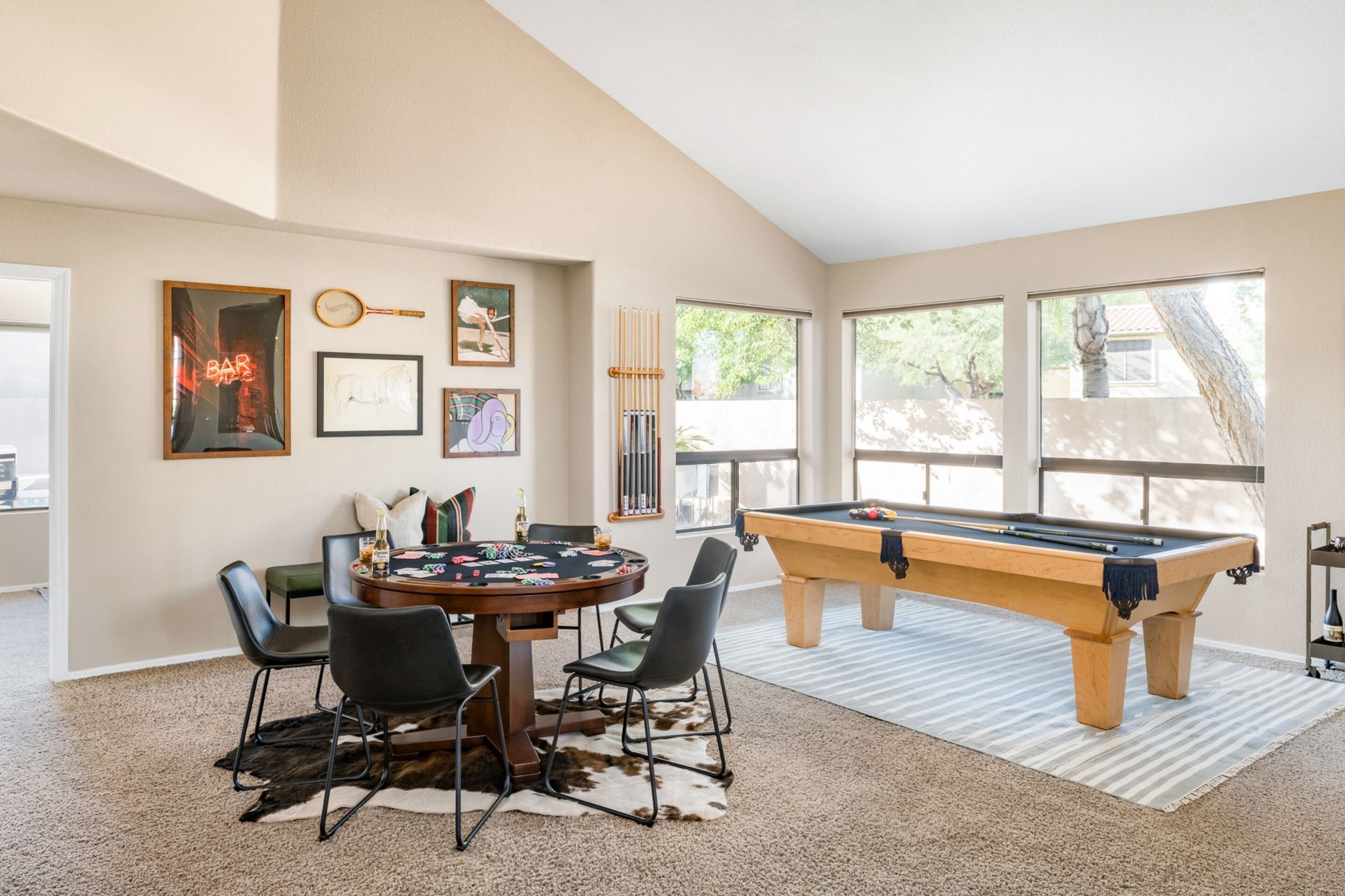 Fierro by Avantstay Desert Escape w/ Pool, Firepit and Pool Table!